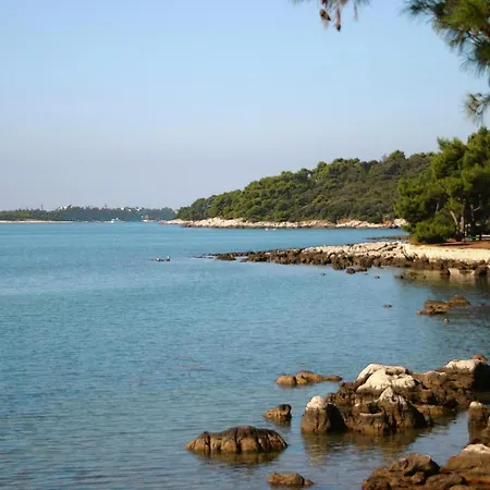 Apartment Serene Coastal Retreat For 3 In Rovinj