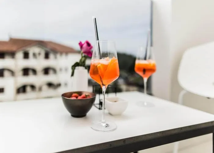 Serene Coastal Retreat For 3 In * Ρόβινι