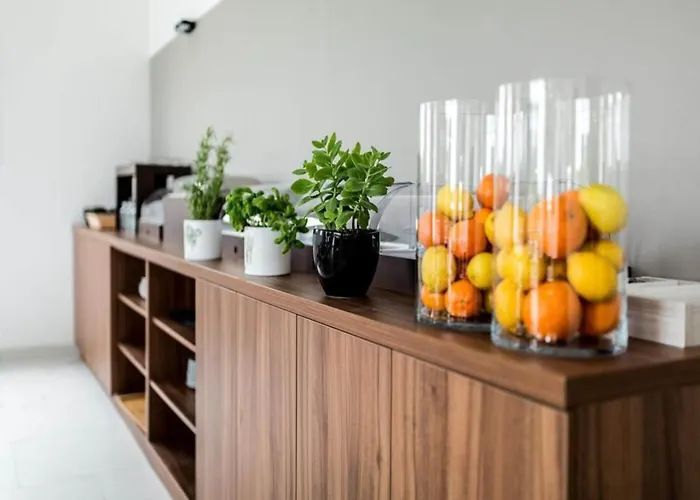 Διαμέρισμα Serene Coastal Retreat For 3 In