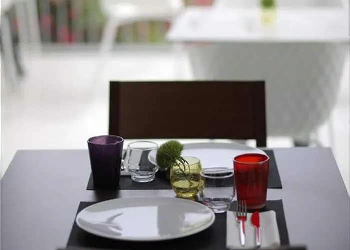 Διαμέρισμα Serene Coastal Retreat For 3 In Ρόβινι