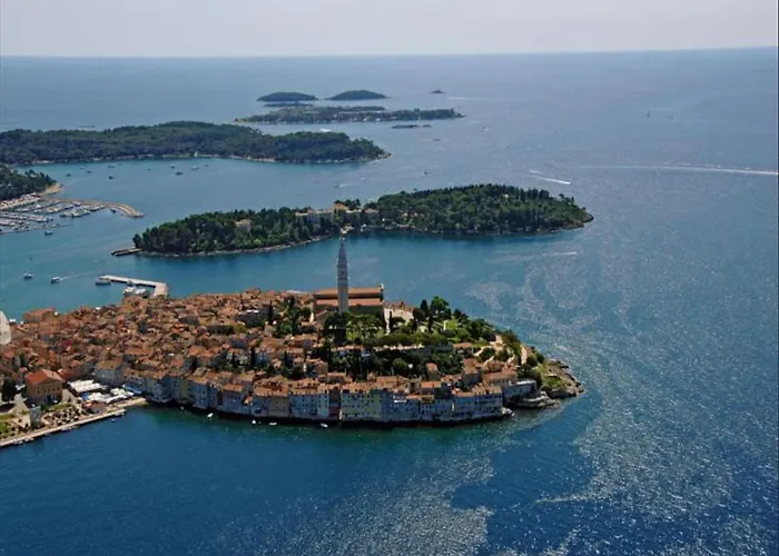 Serene Coastal Retreat For 3 In Διαμέρισμα *